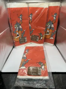 American Greetings 018100050771 Tom And Jerry Vintage Set Of 4 Red Tablecovers 1986 54 Inch X96