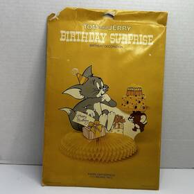 American Greetings 26-103 Vtg Tom And Jerry Birthday Surprise Decoration 1978 Paper Centerpiece 11.25 Inch