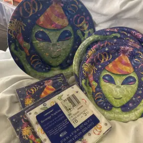 Amscan 048419139713 Vintage Alien Heads Halloween Party Plates And Napkins Lot Nos Sealed Rare