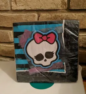 5314377 Amscan Monster High Stripes Birthday / Party Napkins - 16 Per Package Luncheon