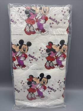 Beach 076526474168 Vintage Disney Mickey Minnie Valentine Paper Table Cover 54x96 Nos Usa