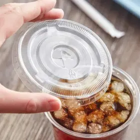 98mm-1000 Case Flat Lid Clear With Straw Slot - 9 12 16 20 And 24 Oz. 1000/case 98mm