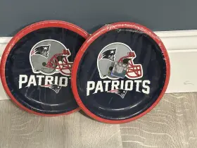 419519 Creative Converting New England Patriots Nfl Football Sports Party 7 Inch Paper Dessert Plates Set Of 2