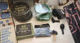 425567 Creative Converting Vintage Dude Man Myth Legend 60 Birthday Decor Plates Balloons Banner Invites
