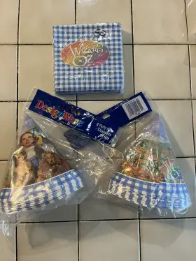 Design Ware 018100272982 Vintage Wizard Of Oz Napkins Hats 16 Total Party Judy Lot