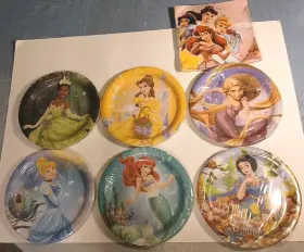 1pl2354 Disney 60 Princess Party Round Dessert Plates 10 Per Pk 48 Napkins/108 Pcs New