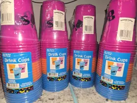 13648779 Fun Express 16 Oz. I Love The 80 S Disposable Plastic Cups Four 25 Ct. 100 Total