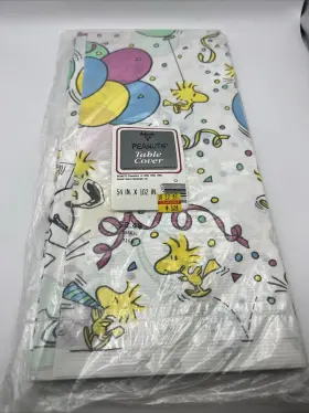 7166 Hallmark Vintage Peanuts Paper Table Cover Tablecloth Ambassador 54 Inch 102 New Bn