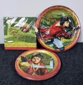 Hallmark 726528138109 Harry Potter Paper Plate Quidditch Birthday Party Napkins New Old Stock