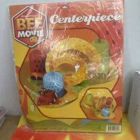 Hallmark 726528216203 Bee Movie 2007 Party Centerpiece Tissue Dreamworks