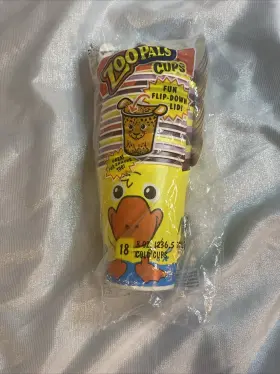 Hefty 013700500107 18 Zoo Pals Cups With Flip Down Lid Sealed Nos 2005 Discontinued