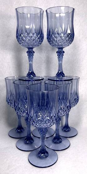 Leyiqu 810049106454 8 Crystal Cut Blue 7oz. Plastic Faceted Wine Glasses Perfect For Pool Party