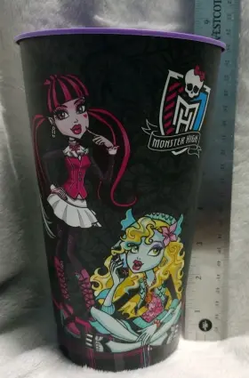 4902715-4 Mattel Monster High Keepsake Cup 44 Oz Re-usable