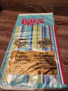 Mga Entertainment 11043 New In Package 2004 Bratz Dolls Birthday Party Plastic Table Cover 54 X 84