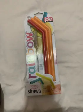 Msc International 067742993700 Joie 6 Pc Silicone Straws With Cleaning Brush Re-useable New Rainbow