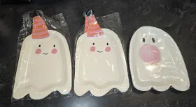 Pum1045 My Minds Eye Halloween Paper Plates Ghost Shaped Spooky Cute Party Decor 36 Ct