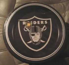990306700 Nfl Artstyle Dinner Paper Plates 10 Inch 85 Ct. Team Las Vegas Raiders