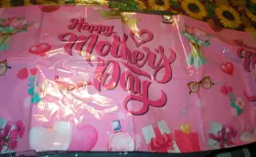 X0045rak01 Ornacele Happy Mothers Day Table Covers Lot Of 10 Size Unknown Sold As Is