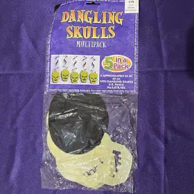 679014 Party Showroom Ltd New Halloween Decorations Dangling Creepy Skulls Swirls 5 In A Pack