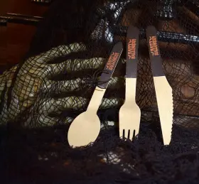 Perfect Stix 810011471931 Disposable Wooden Cutlery Set With Various Halloween Prints Orange And Black