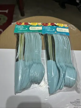 Pioneer Woman 011179274758 2 Packs Of Plastic Cutlery Set Blue 18 Pieces Forks Spoons Knives Pioneer Woman 011179274758 2 Packs Of Plastic Cutlery Set Blue 18 Pieces Forks Spoons Knives