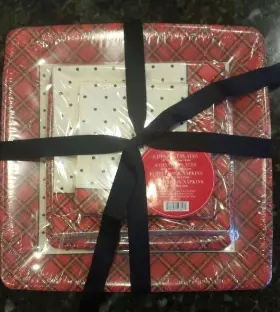 29827 Punch Studio Lady Jayne Plaid Party Pack Paper Plates 16 Napkins 32