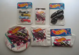 01-0454-405 Reed Paper Hot Wheels Birthday Party Pack Lot 6 Keychain Glasses Plates Napkins 1990