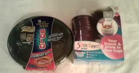 Solo Snackeez 041165038552 15 Green Grips Plates - 10.14in X 11.37in Plus 10 Duo Drink Cups