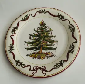 Spode 009292900463 New 16 Paper Dinner Plates Coated Ribbon And Holly Design 2024 Cambodia