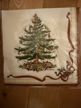 Tw70-25473 Spode Ribbons Holly Christmas Tree 40 Count 3-ply Paper Lunch Napkins