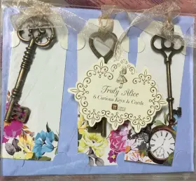 Talking Tables 052714054560 Alice In Wonderland Party Supplies Place Cards With Keys 12 Piece