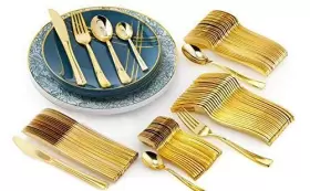 Trendables 743795012864 140-pack Floral Disposable Dinnerware 40 Plates 100 Gold Utensils Set