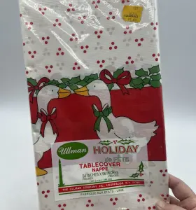 Ullman 073525223445 Vtg Christmas Geese Paper Table Cover Tablecloth 52x96 1980s Grannycore Kitsch