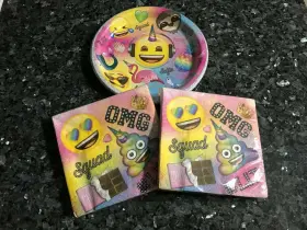 Unique 011179513321 Emoji Napkins And Paper Plates Birthday Party Pack Lot Of 3