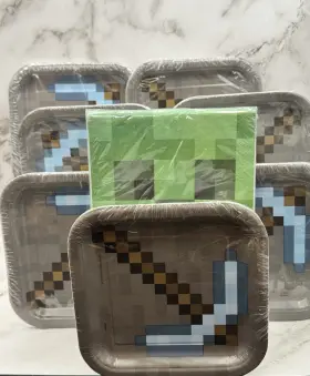 79404 Unique Multicolor Minecraft Square Dessert Plates 7 Inch 56 Count 16 Ct Napkins
