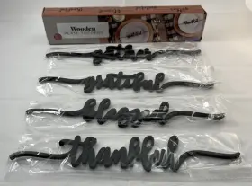 8015 Vita Goods Co. 4 Pcs Thanksgiving Table Script Wooden Decor Cards/toppers Black