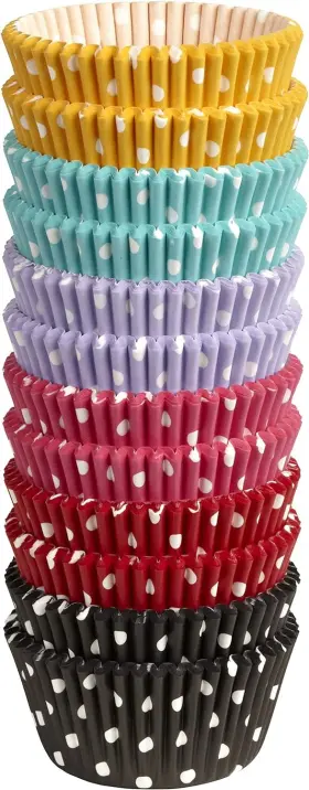 415-2286 Wilton Standard Cupcake Liner Baking Cups 300 Count 3-count Polka Dots