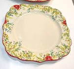 4 Pioneer Woman Holiday Cheer 10.75" Dinner Plates Red Rimmed Poinsetta Euc Used. Price: $57.99.