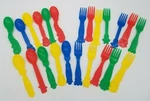 23 Dixie Krazy Kritter Animal Forks And Spoons Reusable Blue Yellow Green Red Used. Price: $13.27.