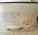 Newcor Stoneware 20PC Strawberry Patch Dish Set Dinner Plates Bowls Cups 93 Nib. Price: $62.00.