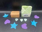 Official Taylor Swift Debut Self-titled Guitar Pick Set W/ Wood Box New. Price: $39.89.