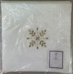 Saro Lifestyle Neve Collection Metallic Snowflake Ivory Cloth Napkins Set Of 4 New. Price: $12.75.
