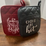 Pot Holders Cooking Spirits Bright & Chop Like Hot Pocket Oven Mitts R/b New. Price: $16.00.