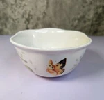Lenox Butterfly Meadow Fluted Dessert Bowl - Fruit New. Price: $14.99.