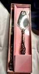 Cake Serving Set Dble Heart Design Everlasting Elegance Silverplate Wedding Box Used. Price: $14.55.